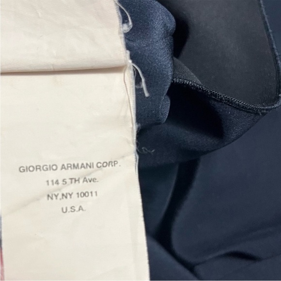๐ฎ๐น Vintage Armani Collezioni Black Silk Asymmetrical Button Blazer Size Large - Picture 11 of 11